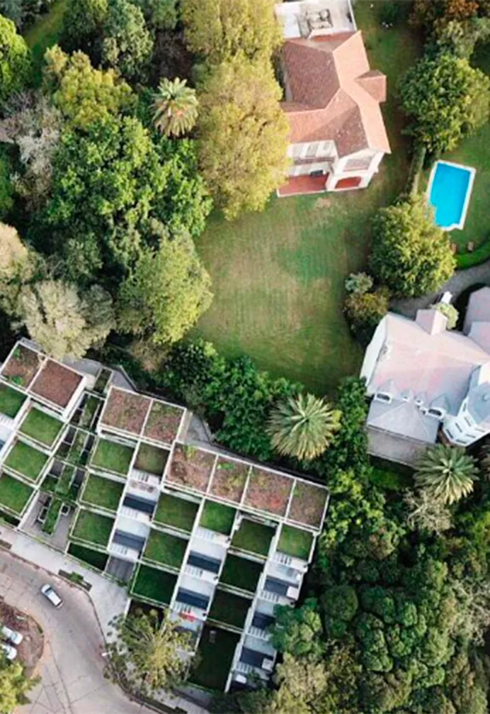 Terrazas verdes de Turf Type en el proyecto Ánima, foto 4
